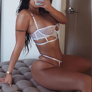 ชุดชั้นในลูกไม้ซีทรูสำหรับผู้หญิง 2026 แบบผูกเชือกเว้าแหวก เซ็กซี่ ภาพชุดชั้นในผู้หญิง ผ้าตาข่ายเซ็กซี่ - Product Image 2