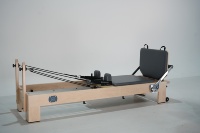 ROUSER Machine de Pilates Reformer en bois d'érable, équipement professionnel de lit de Pilates pour studio, salle de sport à domicile et entraînement de fitness
