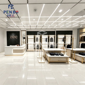 Comptoir de magasin de mariage au design moderne, présentoir de robes et jupes, étagère de luxe pour robes de mariée dorées, mobilier de présentation pour magasin de vêtements - Product Image 2