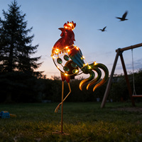 Lampe solaire poteau de jardin étanche en métal peinte à la main, thème animal (coq) avec écran LED, pour patio et allée