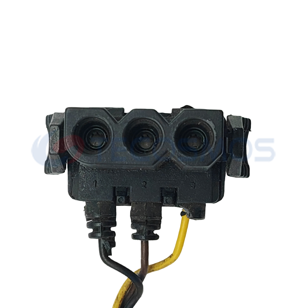 Automotive Waterproof Wiring Harness Connector Plug 3-pin Female CT3-0231M