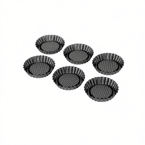 Kaiser Tartelette Patisserie 10cm Noir Lot de 6 Moules à pâtisserie - Product Image 2