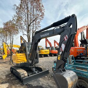 Excavatrice Volvo EC60C 60 d'occasion Mini machine de 6 tonnes Poids en ordre de marche de 5 tonnes Bon marché Seconde main Pompe à moteur centrale - Product Image 2