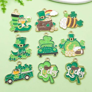 Pendentif en alliage trèfle irlandais, breloques à thème de dessin animé pour accessoires de bijoux DIY, unisexe, à porter au quotidien - Product Image 4