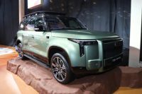 ROX ADAMAS 2026, SUV tout-terrain 7 places, 350 kW, 4 roues motrices, autonomie CLTC de 1405 km, nouvelle voiture ROX ADAMAS