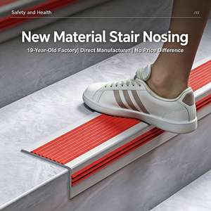 Protections d'escalier antidérapantes en aluminium de type L, bande de marche en caoutchouc PVC pour la sécurité des escaliers intérieurs et extérieurs - Product Image 1