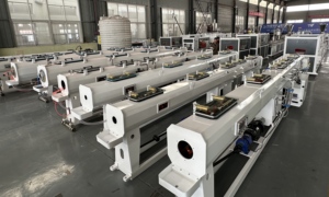 Ligne de production de machines de traitement de micro-tuyaux à petit diamètre, de rubans à œillets <span class=keywords><strong>pour</strong></span> <span class=keywords><strong>rideaux</strong></span> et de tubes flexibles en LDPE de 6 à 32 mm - Product Image 3