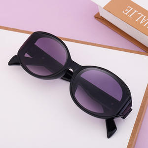 Lunettes de soleil à monture ovale noire pour femmes, Protection UV400, lentille en PC, Style Instagram, lunettes de soleil à la mode, pare-soleil de classe 2 - Product Image 4