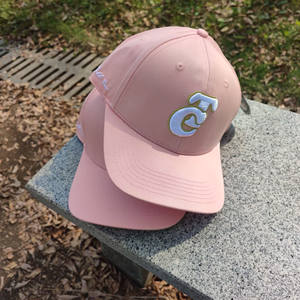 Injae Vina Vietnam Leopard Sporty Street Style Casquette de baseball avec impression bouffante Respirant et imperméable pour les aventures en plein air - Product Image 2