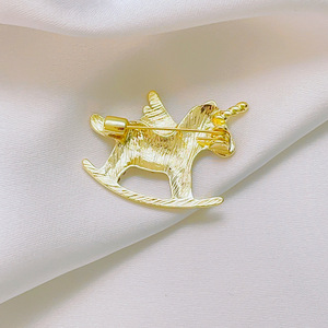 Broche Infantil de Liga com Cristais e Strass de Unicórnio Fofo para Presente de Casamento e Noivado - Product Image 5