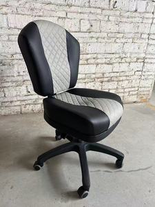 Chaise de poker réglable en fer noir, moderne et durable, pour casino, confortable et élégante, idéale pour les joueurs, les hôtels, la salle à manger et le salon - Product Image 2