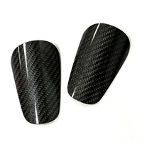 Protections de tibia en fibre de carbone pour mini-football