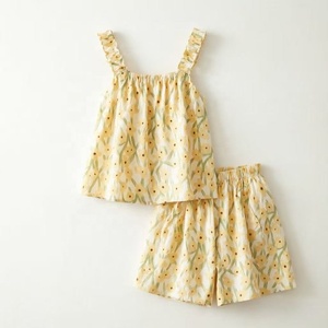 Conjunto <span class=keywords><strong>de</strong></span> <span class=keywords><strong>Ropa</strong></span> <span class=keywords><strong>Infantil</strong></span> Personalizable al por Mayor, Top sin Mangas con Estampado Floral y Pantalones Cortos - Product Image 4