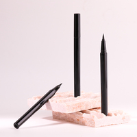 Crayon Eyeliner Vegan Longue Tenue Imperméable à Ingrédients Minéraux Sans Cruauté Animale Marque Propre 21 Couleurs Maquillage des Yeux Personnalisé avec Logo