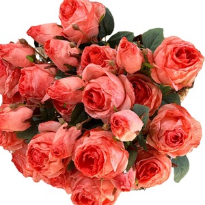 Bouquet de roses artificielles Gardenia à 3 têtes en soie Manta, idéal pour la décoration de mariage, la maison et les accessoires de photographie en extérieur - Product Image 5