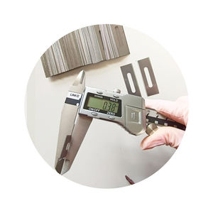 سكين متعدد الوظائف دقيق ورفيع من شركة أو مان تكنولوجي، مصنوع من الفيلم غير المنسوج، مع فتحة للخصر وشفرة طويلة، ضمان لمدة سنة واحدة - Product Image 3