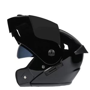 Casques de moto et de véhicules électriques pour hommes et femmes, casques de conduite avec visière relevable pour toutes les saisons - Product Image 1