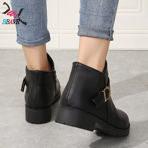 Botines Cómodos para Mujer con Punta Redonda, Diseño de Cremallera Lateral y Tacón Bajo Grueso para Uso Diario en la Oficina - Product Image 4