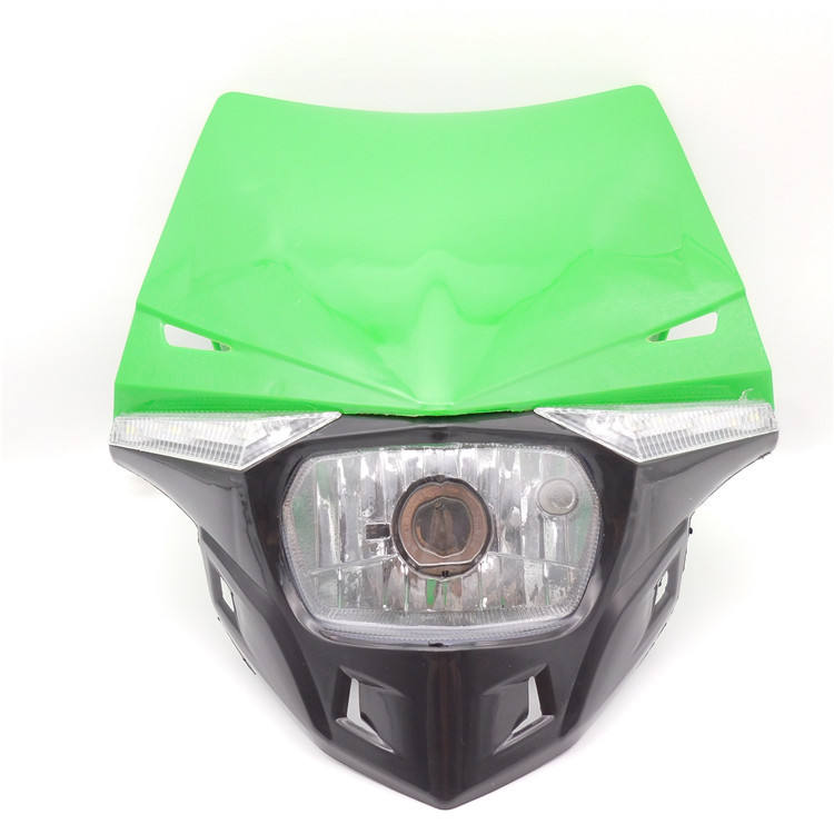 สีเขียว