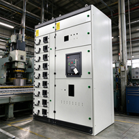 Armoire de distribution basse tension avec unité extractible et options de prises multiples pour système de contrôle électrique intérieur