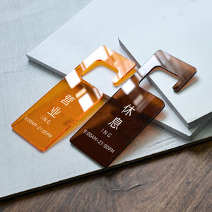 Cartelera acrílica de actividad de promoción de ventas de lanzamiento de nuevo producto de tienda de ropa de gama alta - Product Image 1