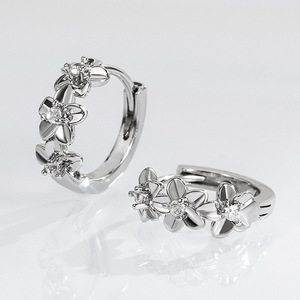 Orecchini a polsino da donna con micro pavé di zirconi a forma di fiore, gioielli alla moda - Product Image 5