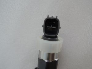 095000-0510 común carril inyector para X-Trail T30 2.2L <span class=keywords><strong>16600</strong></span>-<span class=keywords><strong>8H800</strong></span>... <span class=keywords><strong>16600</strong></span>-8H801 - Product Image 4