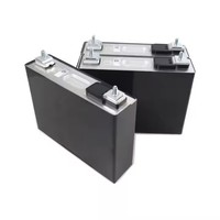 Batería de estado sólido prismática LiFePO4 de 3.7V 94Ah para vehículos eléctricos con 3000 ciclos y temperatura de operación de -30~55°C, 2.1kg