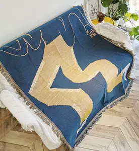 Cina all'ingrosso divano decorazione Jacquard tessuto disegni arazzo coperta tessuta personalizzata per la casa Dector