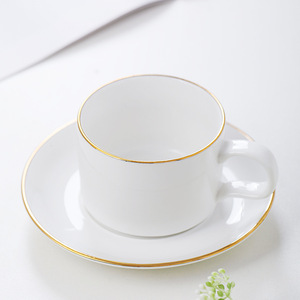 Tazze da Caffè in Porcellana Bianca con Bordo Dorato, Set di Tazze per Caffè e Tè in Ceramica con Piattini, Eleganti Tazze da Tè per Casa, Ufficio e Caffetteria - Product Image 5