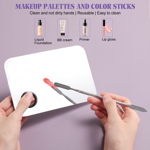Kit d'Applicateurs de Maquillage Jetables : Brosses à Mascara, Pinceaux à Lèvres, Pinces à Cheveux, Houppettes Triangulaires, Palette de Mélange - Product Image 2