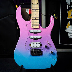 Guitare électrique rock <span class=keywords><strong>Cleva</strong></span> CTH30 Series, nouvelle gamme d'entrée de gamme pour débutants, manche en érable, finition brillante, couleur Dreamy First Snow - Product Image 3