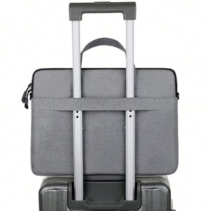Sac à bandoulière pour ordinateur portable en polyester imperméable, léger, 15 pouces, élégant, pour femmes et hommes, mallette tendance pour ordinateur portable - Product Image 4