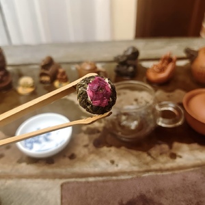 Thé noir à la rose <span class=keywords><strong>Dragon</strong></span> <span class=keywords><strong>Ball</strong></span>, directement de l'usine, offre une expérience de bien-être agréable. Arôme floral riche, préparation facile, personnalisable. - Product Image 3