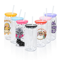 Vente en gros usine : Gobelet en plastique Mason réutilisable de 16 oz en PC avec couvercle coloré et paille pour boire directement