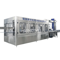 Machine de remplissage d'eau automatique 13000 BPH pour bouteilles d'eau minérale, lavage, remplissage et bouchage disponibles en une seule machine