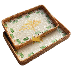 Plateau de service rectangulaire moderne, élégant, écologique, en rotin tressé à la main, décoratif, portable, jetable et personnalisable - Product Image 1