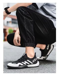 Chaussures de sport rétro YATAI à boucle - Légères, respirantes, antidérapantes et tendance - Product Image 3