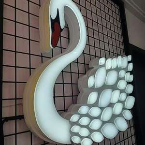 백조 모양의 LED 조명 벽 장식 기호 독특한 현대 가정 장식 - Product Image 6