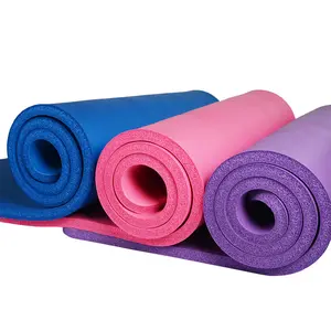 Lezyan toptan yüksek kalite spor Homeuse Fitness açık kamp Mat özel Logo popüler kaymaz egzersiz NBR Yoga matı
