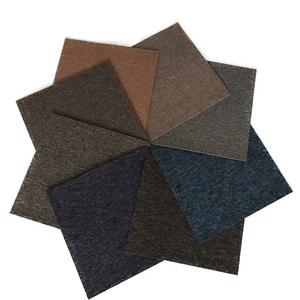 Dalles <span class=keywords><strong>de</strong></span> moquette commerciales <span class=keywords><strong>de</strong></span> luxe en jacquard antidérapantes, écologiques, imperméables, puzzle, modernes, <span class=keywords><strong>bitume</strong></span>, 50x50cm, <span class=keywords><strong>prix</strong></span> d'usine - Product Image 1