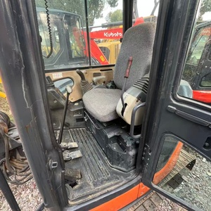 เกือบใหม่เอี่ยม โครงการก่อสร้างคุณภาพสูง: รถขุดไฮดรอลิกตีนตะขาบฮิตาชิ 65 มือสอง น้ำหนัก 6 ตัน - Product Image 4