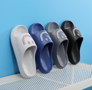 Chaussons d'intérieur et d'extérieur Factory Smile simples, confortables, en EVA, antidérapants, respirants et doux pour hommes et femmes - Product Image 5