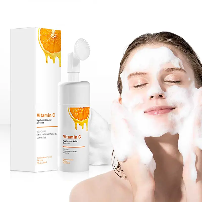 Marque privée OEM Acide aminé Acide hyaluronique Mousse nettoyante à la vitamine C Mousse nettoyante pour le visage Mousse nettoyante démaquillante pour le visage