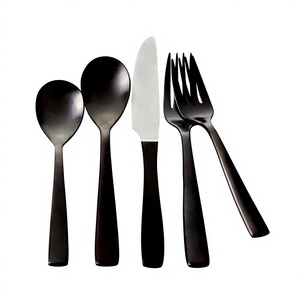 Juego de Cubiertos Negros Personalizados con Logotipo a Precio de Mayoreo, Diseño Hecho a Mano, Asa de Aspecto Moderno, Juego de Cubiertos Único - Product Image 1