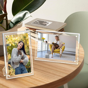 Cornici Fotografiche in Acrilico Certificate, Regalo per la Famiglia, Bellissimi Accessori per Album Fotografici - Product Image 2