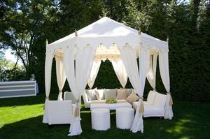 Gazebo de Jardín de Lujo para Exteriores con Elegantes Cortinas Drapeadas para Bodas, Eventos y Salas de Recepción - Product Image 3