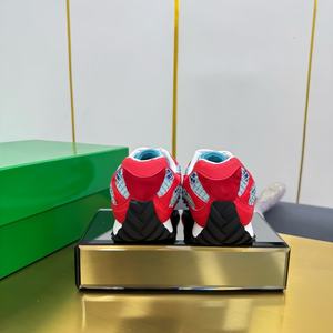 Zapatillas deportivas rojas de caña baja para mujer, con cordones, estilo BV, Yoko Town, diseño personalizado, de alta calidad, transpirables, de malla. - Product Image 3