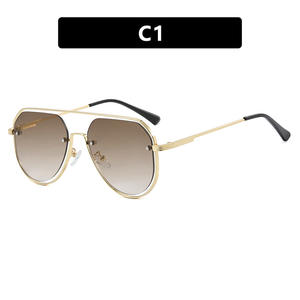 现代复古风格蟾蜍镂空金属太阳镜UV400镜片新款金框飞行员驾驶眼镜休闲用太阳镜 - Product Image 6