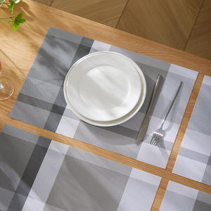 Mantel individual minimalista japonés gris tejido, aislante del calor y antideslizante, para uso en el hogar y hoteles. - Product Image 2